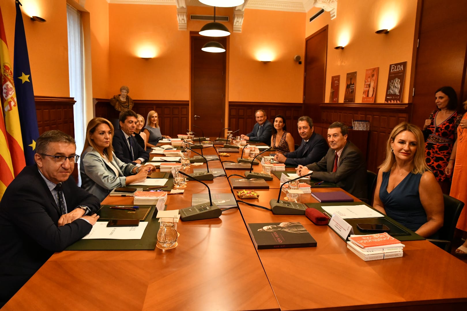 Las imágenes del primer Pleno del Consell en Alicante