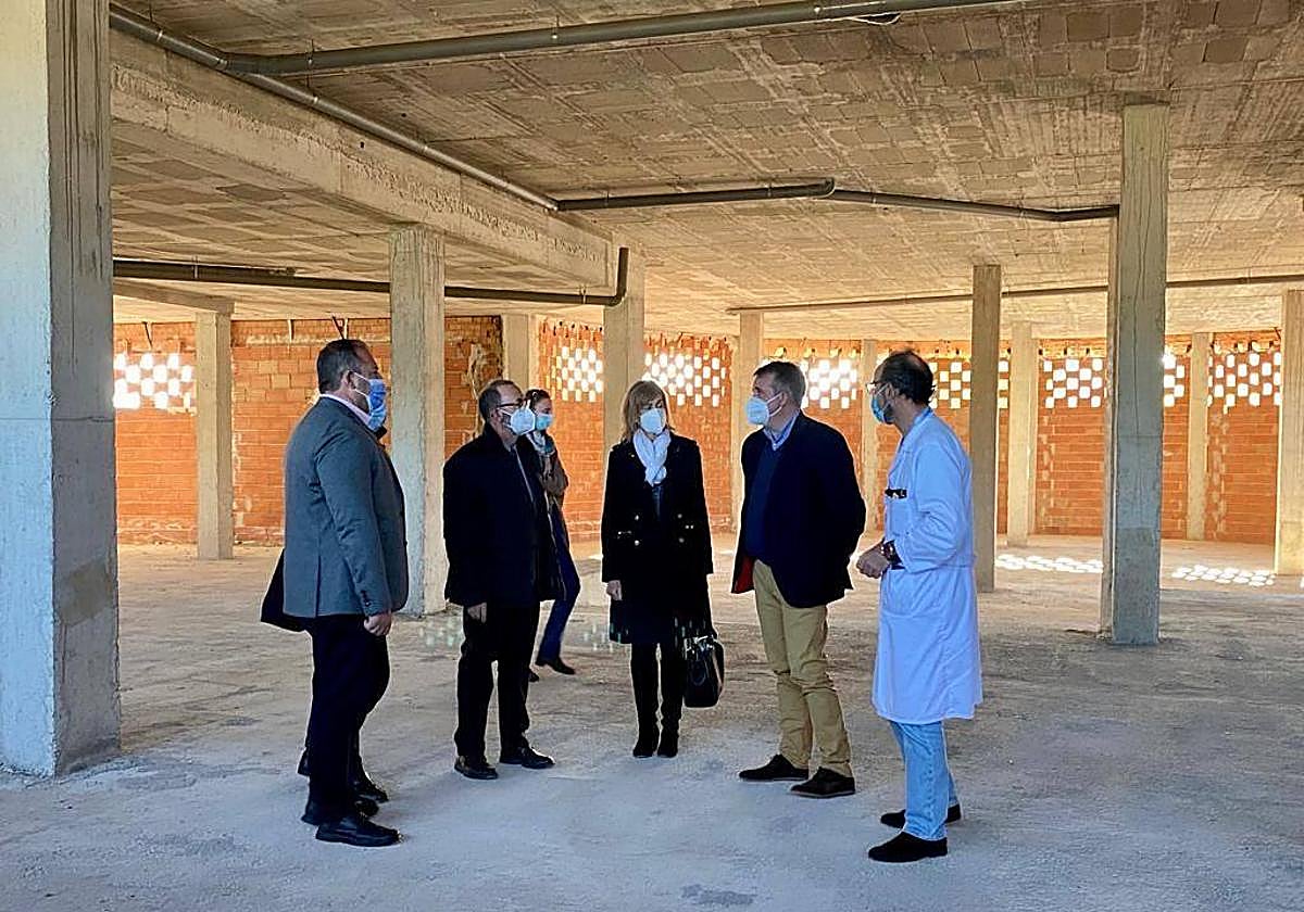 El gobierno de El Campello aprueba la compra del local para la ampliación del centro sanitario