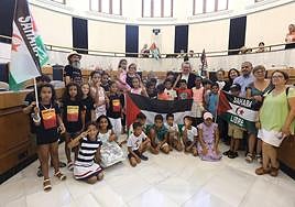 Recepción de los niños saharauis en el Palacio Provincial