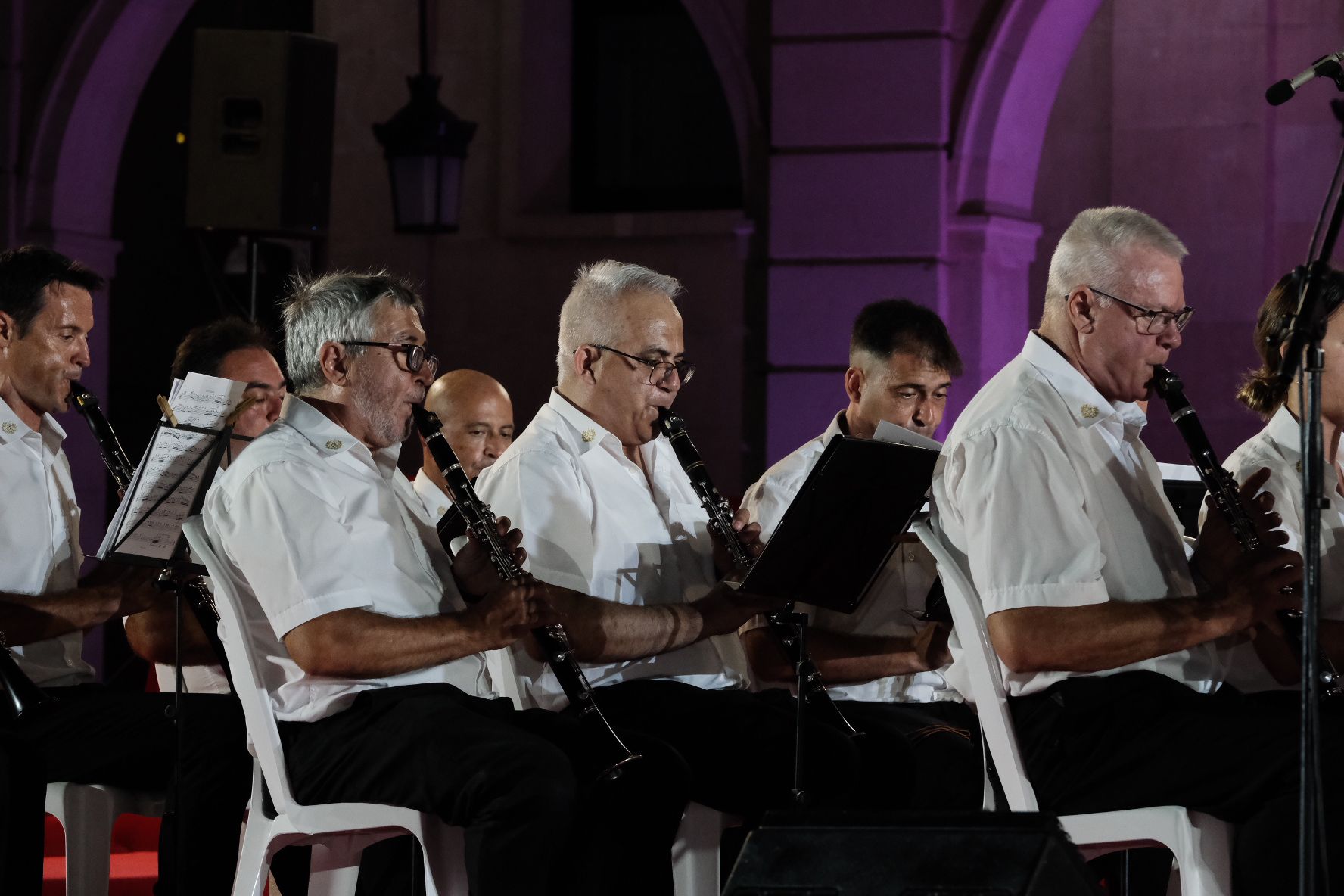 La Alborada 2023 hace vibrar a los alicantinos en honor a la Virgen del Remedio