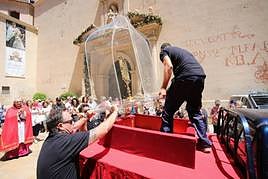 La Santa Faz regresa al monasterio