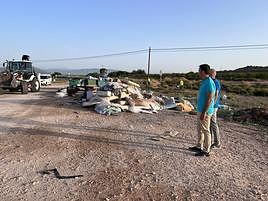 El Ayuntamiento ha acometido la limpieza de una trentena de puntos con vertidos incontrolados.