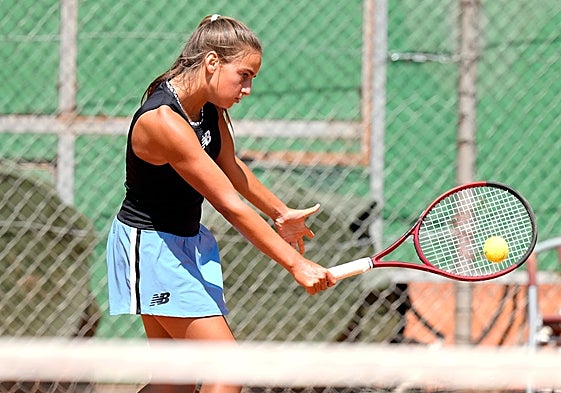 Revés cortado de Charo Esquiva en Maribor