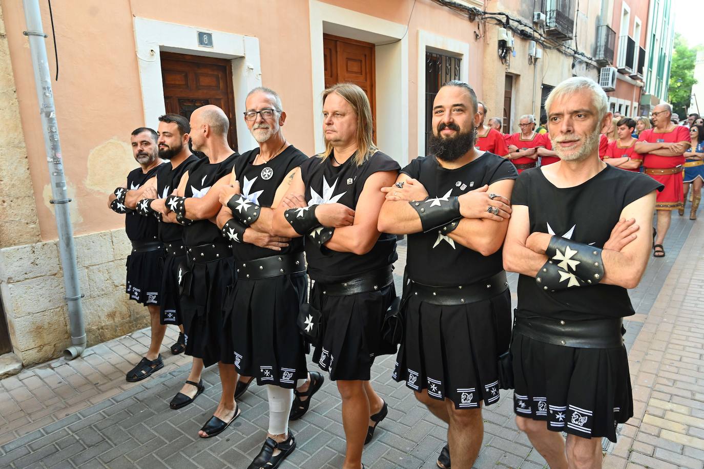 Los Moros y Cristianos protagonizan la Diana Festera de Dénia