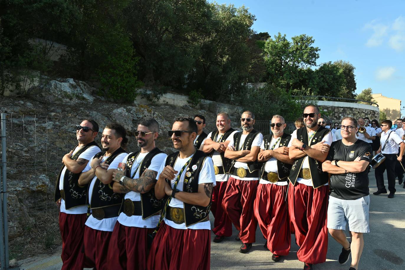 Los Moros y Cristianos protagonizan la Diana Festera de Dénia