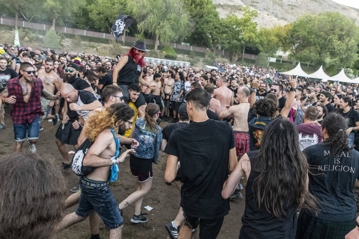El Leyendas del Rock 2023 de Villena en imágenes