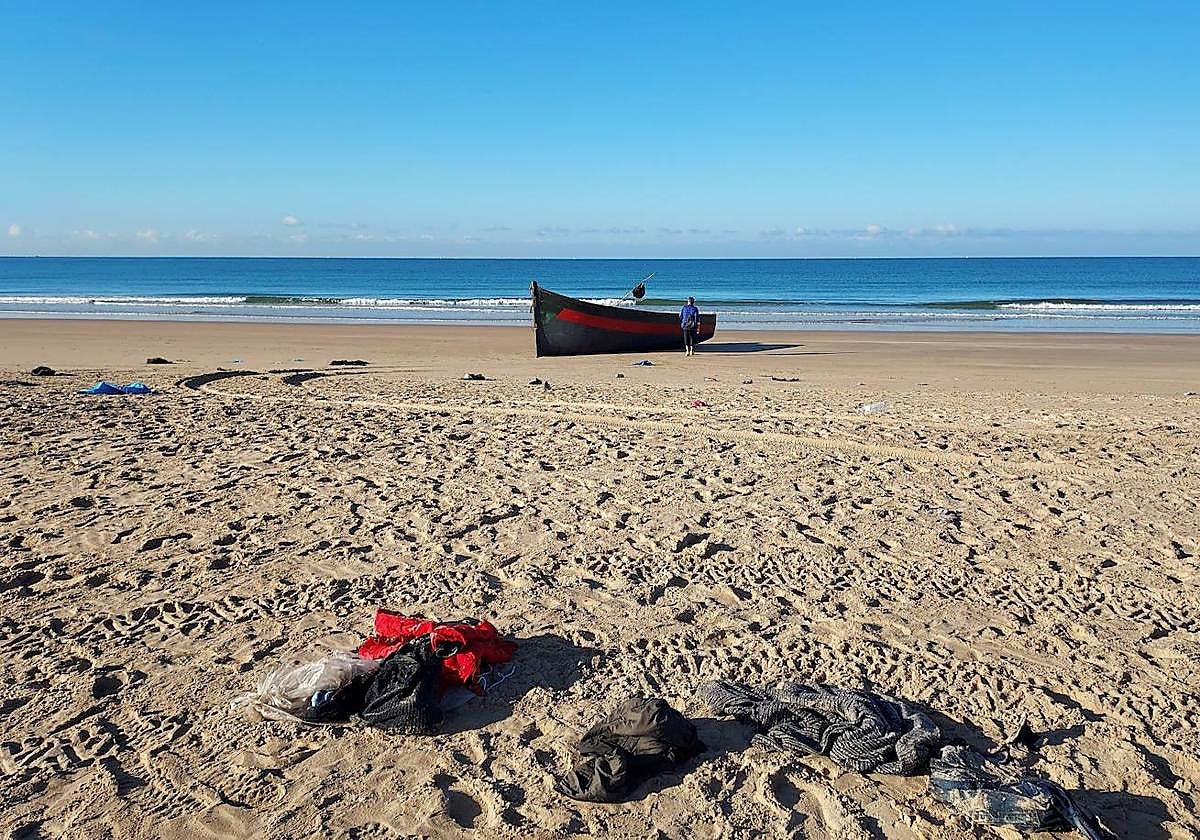 Una embarcación de este tipo en una playa.