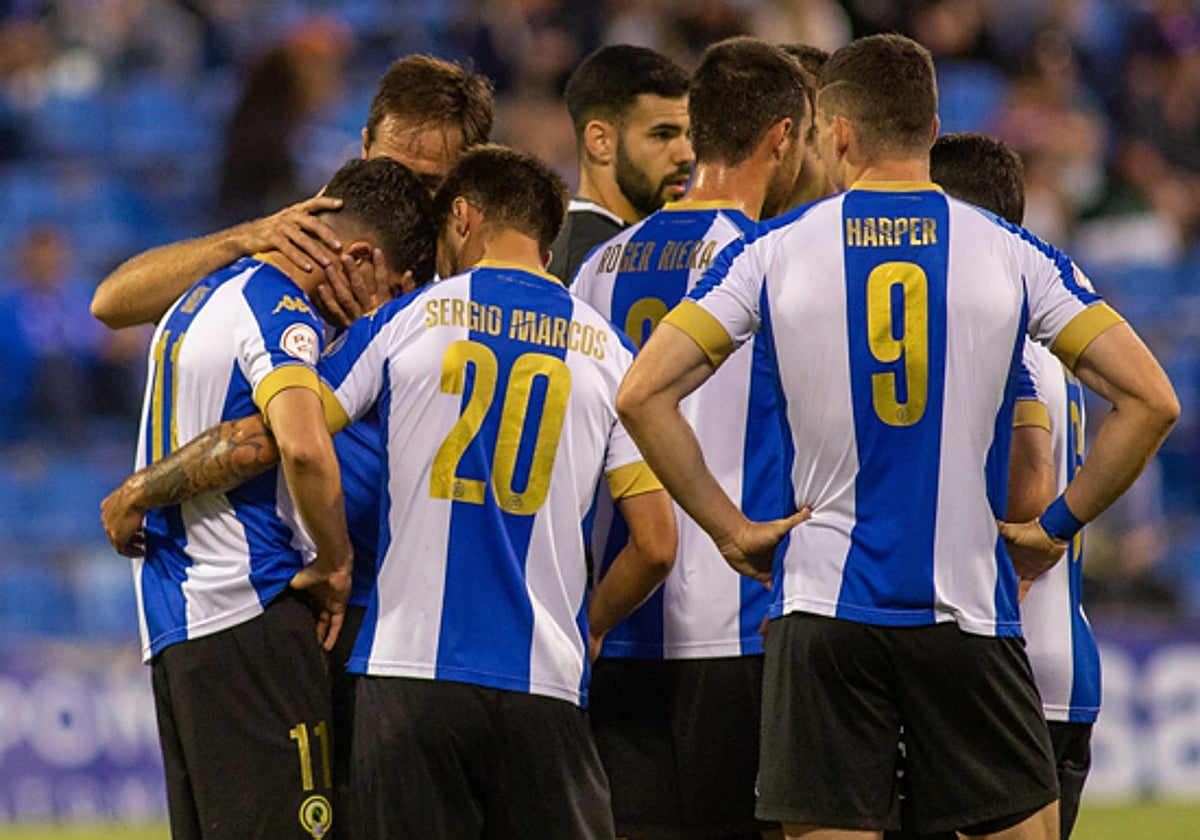 Nico Espinosa, tras lesionarse ante el Manresa