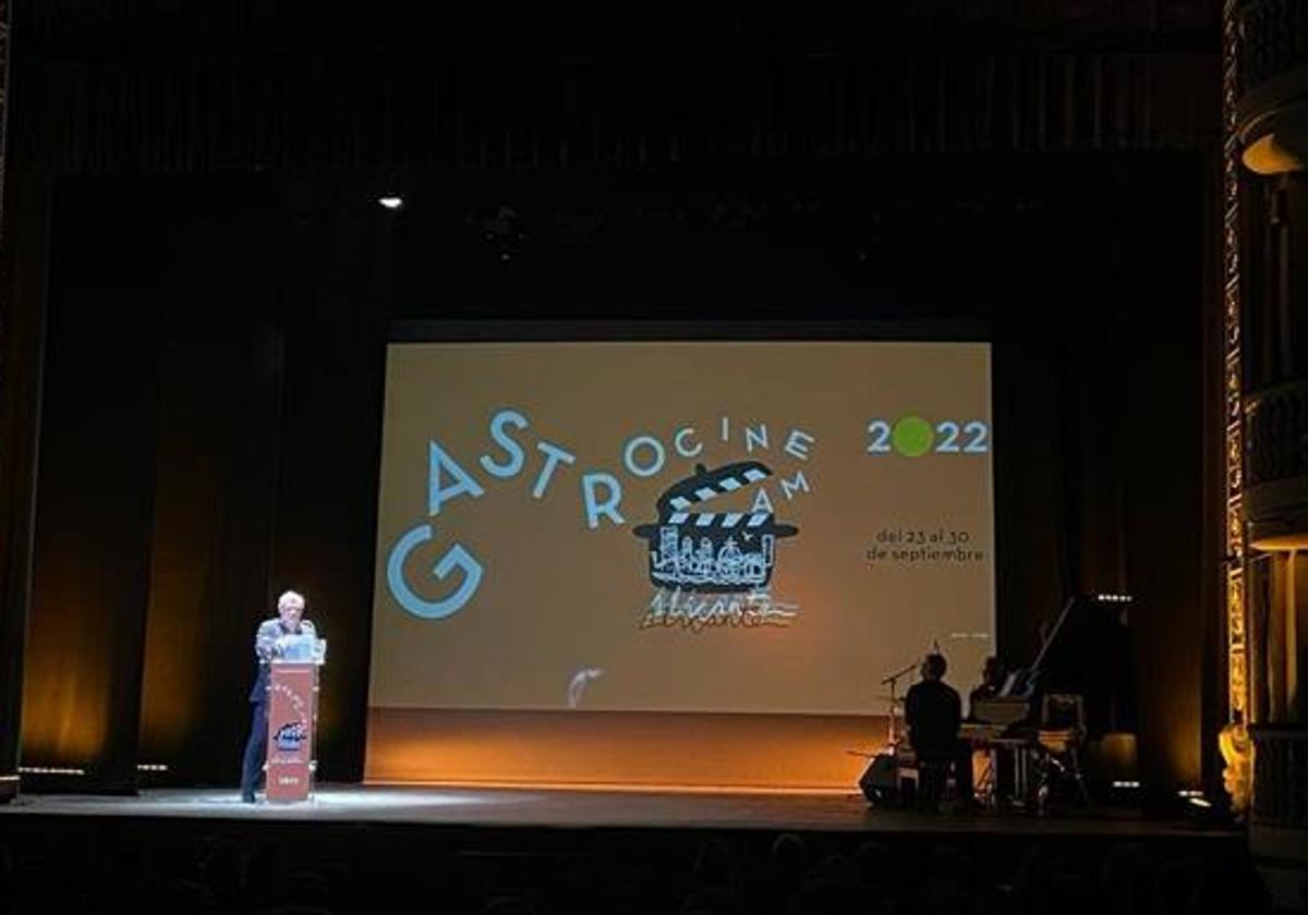 Gala inaugural de Gastro Cinema 2022 en el Teatro Principal de Alicante.