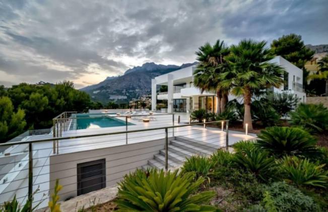 La Casa M s Cara De Alicante Pista De Tenis Dos Piscinas Spa Y La Casa M s Cara De Alicante Pista De Tenis Dos Piscinas Spa Y