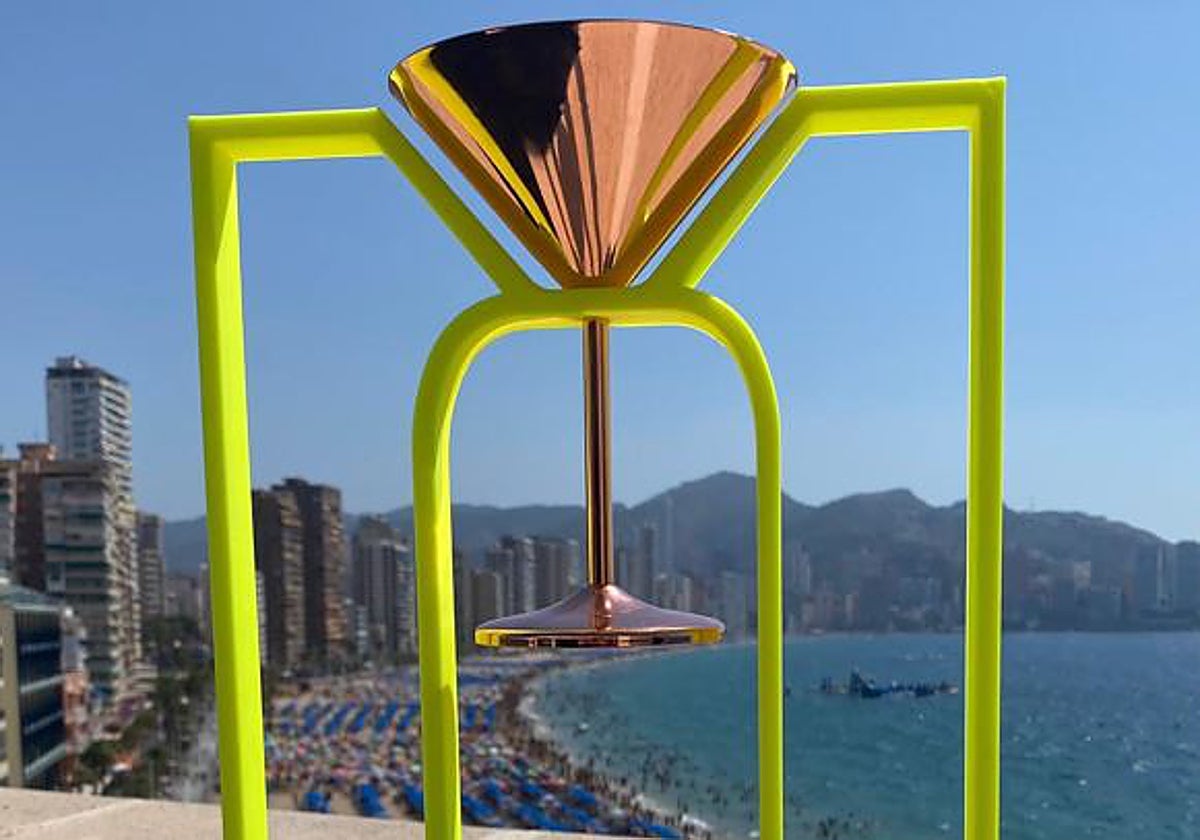Imagen del trofeo del concurso de cocktails de Benidorm