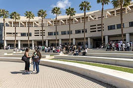Estudiantes de la UA durante la pasada convocatoria ordinaria de selectividad.