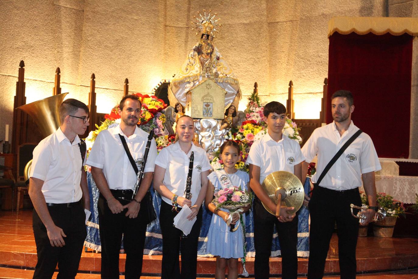 Así ha sido la ofrenda de flores a la Mare de Déu de Loreto en Xàbia