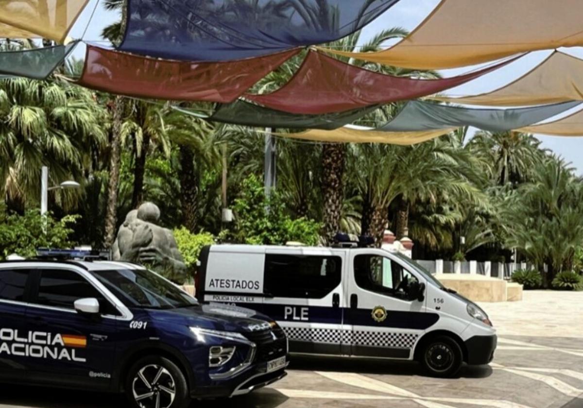 Convoy de coches de Policía Nacional y Local en Elche