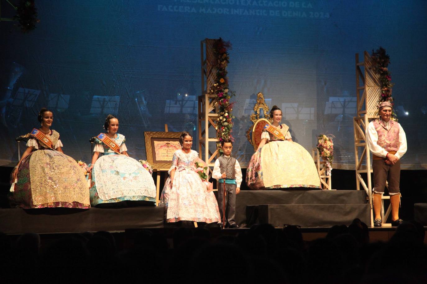 Candela Marco, fallera mayor infantil de Dénia