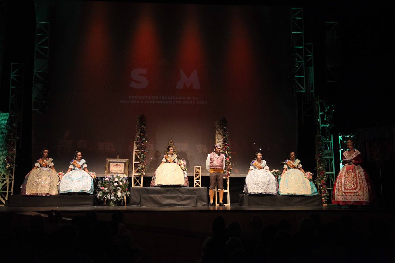 Candela Marco, fallera mayor infantil de Dénia