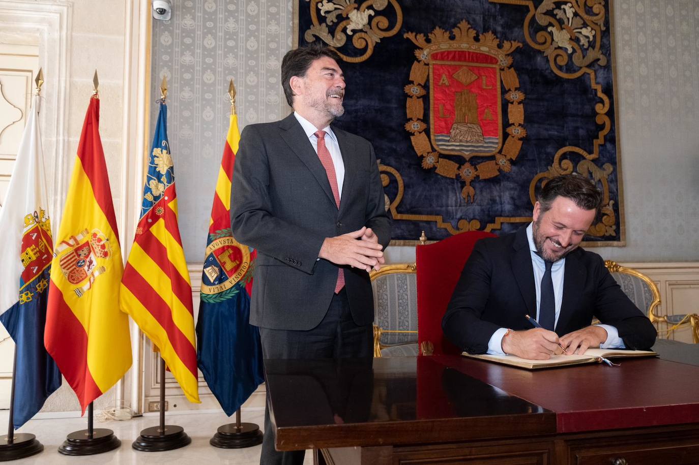 Así ha sido la visita de Pablo Ruz al Consistorio de Alicante