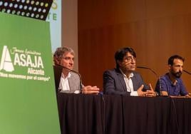 La inauguración de la jornada corrió a cargo del presidente de Asaja, José Vicente Andreu, y el alcalde de Orihuela, Pepe Vegara.