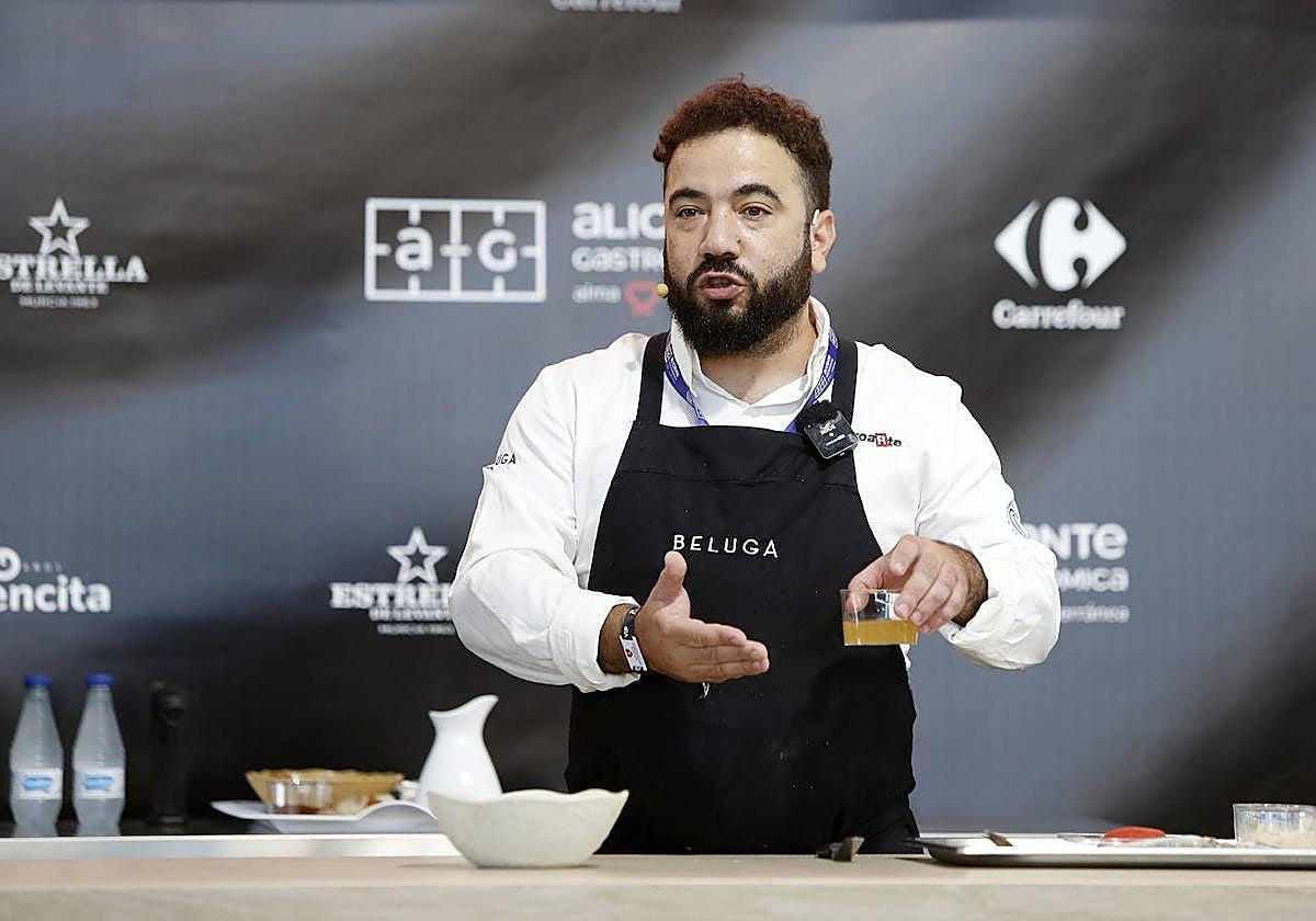 El director de cocina Beluga, durante su intervención en el escenario Costa Blanca.