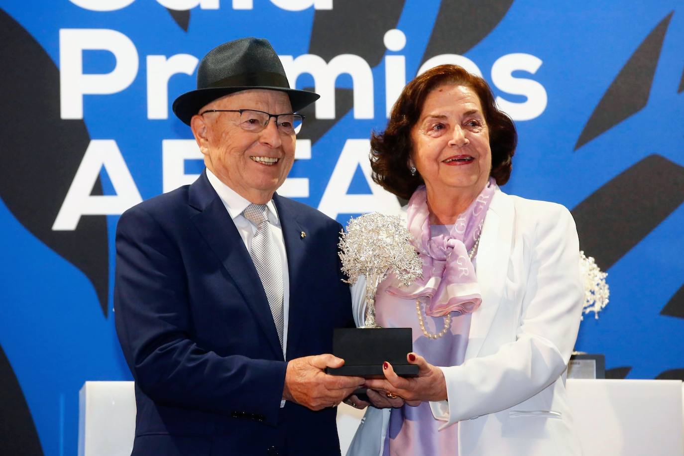 Así ha celebrado la empresa familiar sus premios en Alcoi