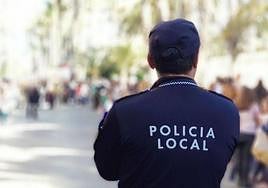 Agente de la Policía Local de Elche.