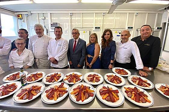 Degustación de salazones alicantinos en Bilbao.