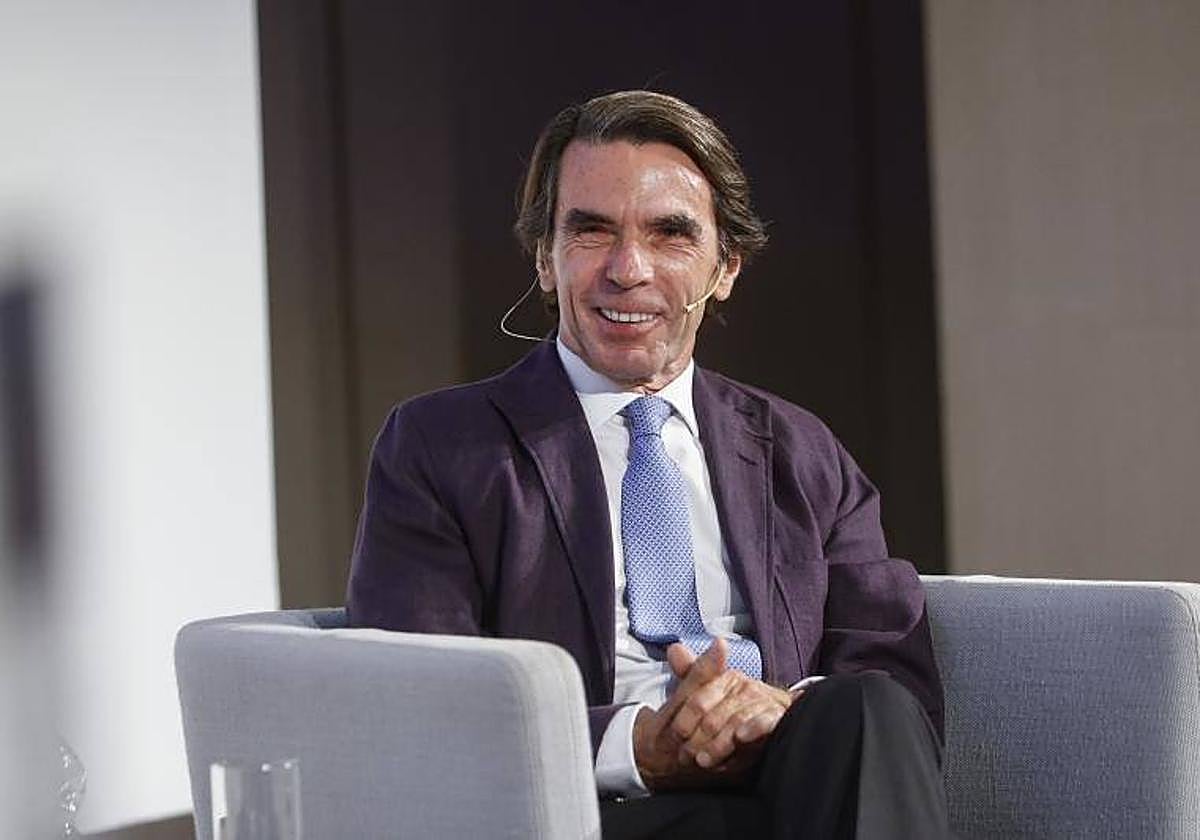 El expresidente del Gobierno José María Aznar, en un coloquio.
