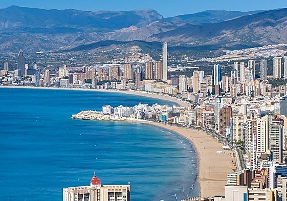 Los destinos de costa siguen registrando grandes ocupaciones hoteleras