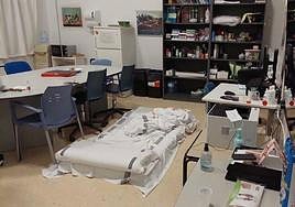 Uno de los ejemplos de las 'zonas de descanso' del personal sanitario de guardia.