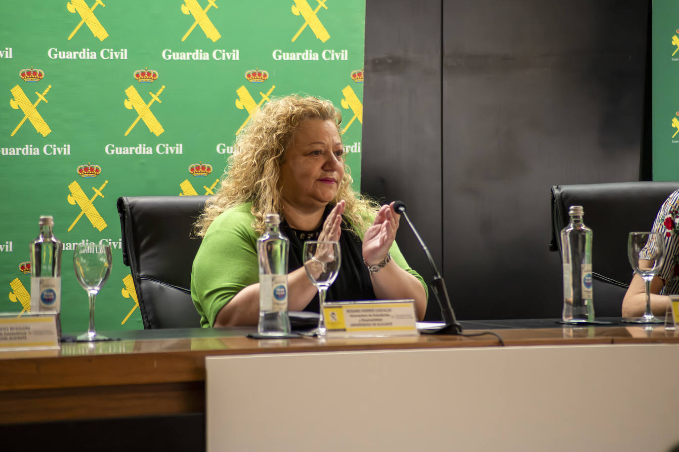 Conferencia sobre la presencia de las mujeres en la Guardia Civil