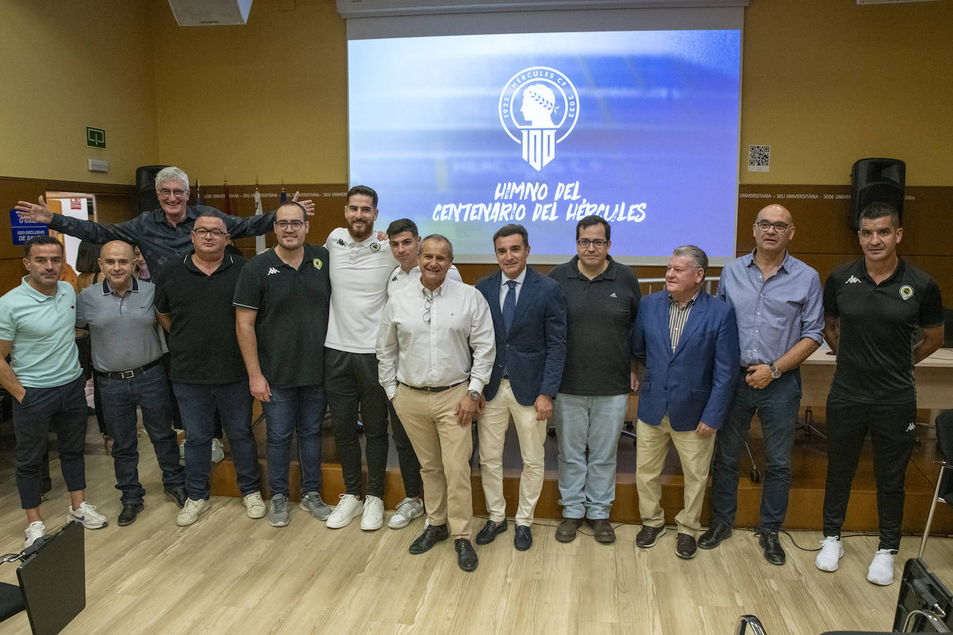 La presentación del himno del Centenario del Hércules, en imágenes