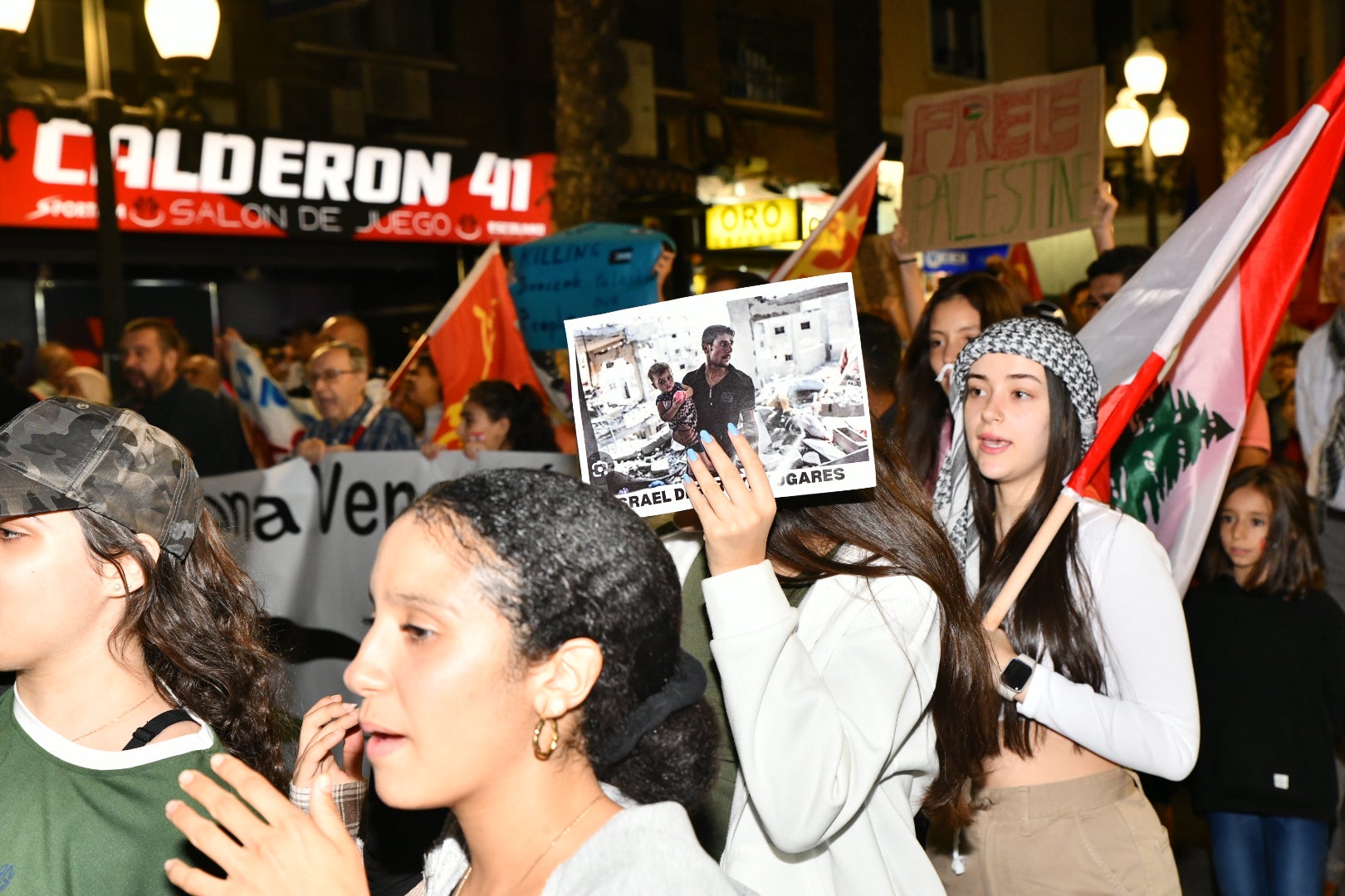 Manifestación en Alicante en solidaridad con el pueblo Palestino