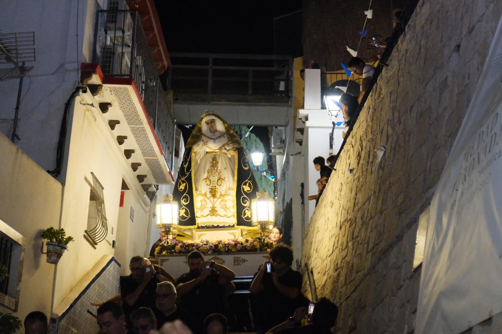 La Coronación de la Virgen de la Piedad de Santa Cruz en imágenes