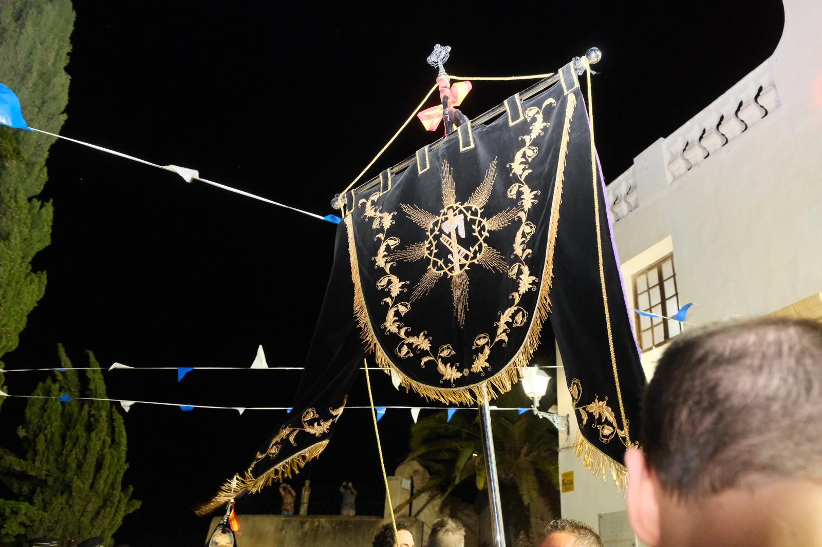 La Coronación de la Virgen de la Piedad de Santa Cruz en imágenes