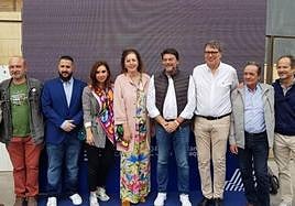 Los responsables de Aguas de Alicante, con los representantes municipales, con el alcalde, Luis Barcala, a la cabeza.