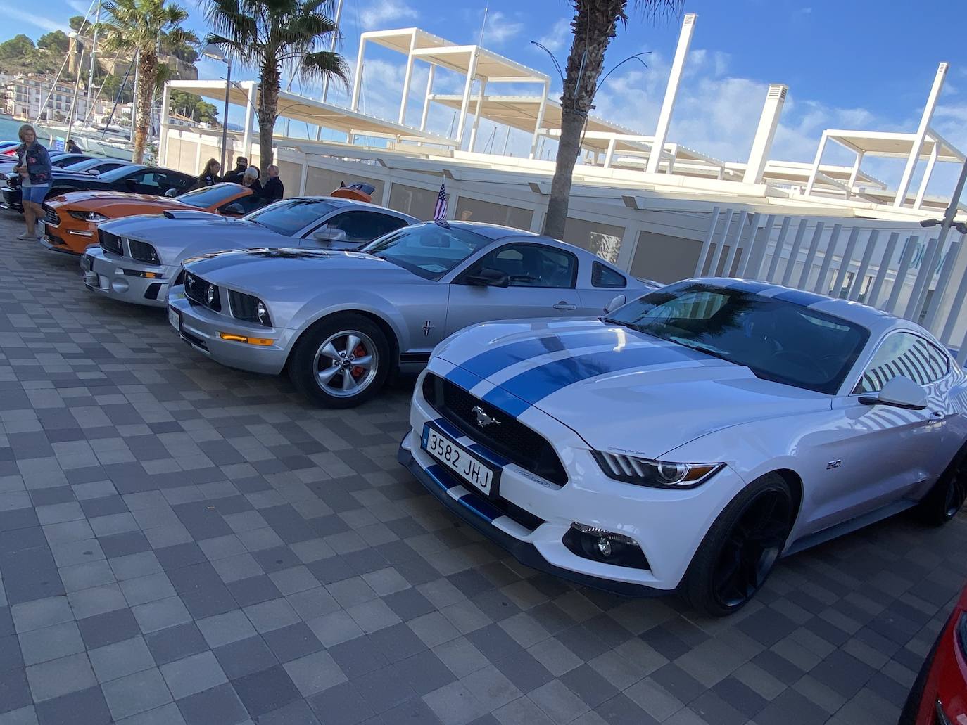 &#039;Muscle cars&#039; americanos en Dénia