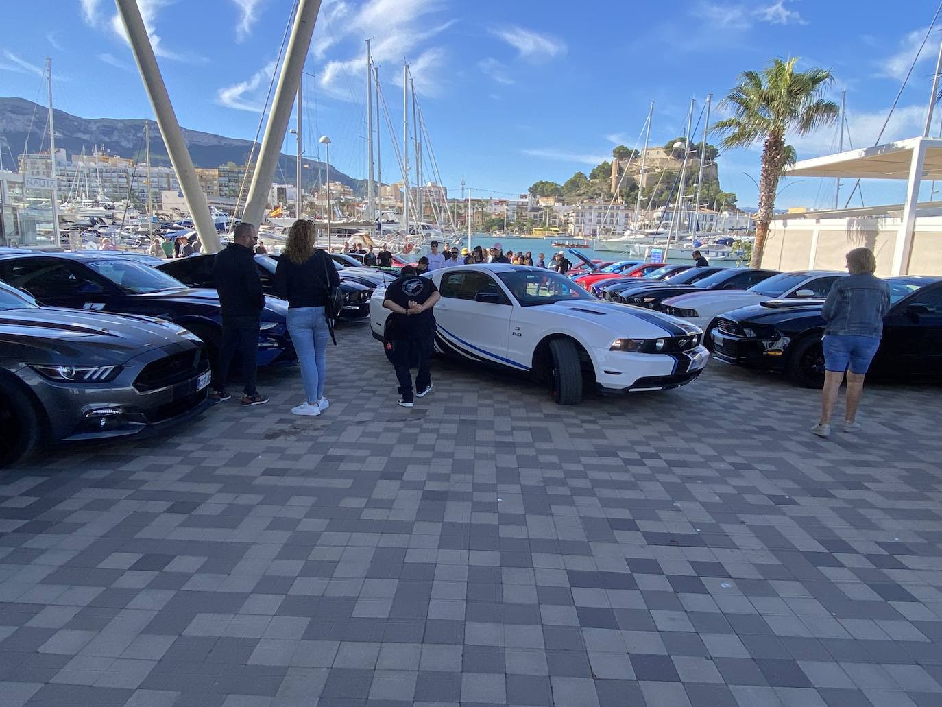 &#039;Muscle cars&#039; americanos en Dénia