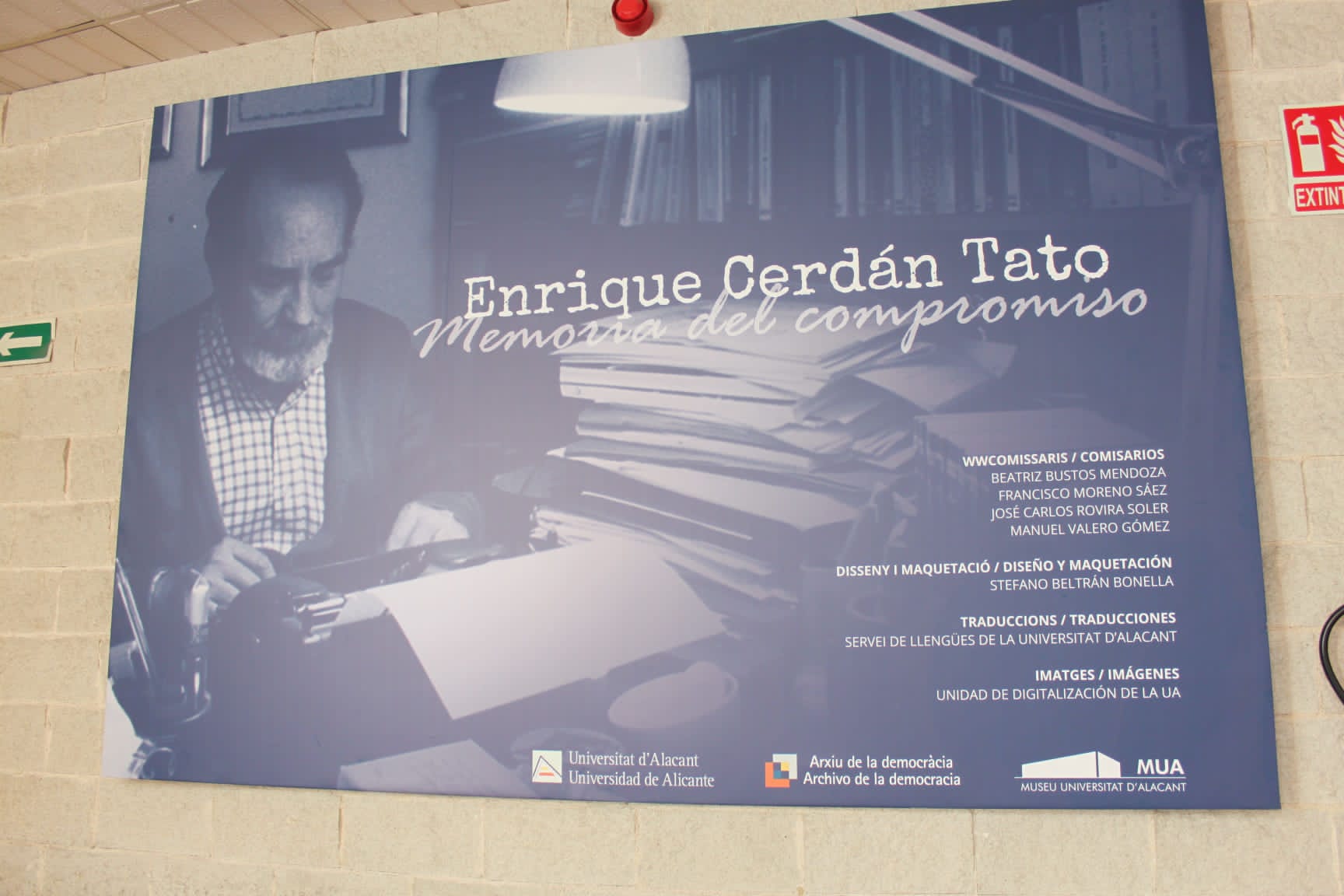 La memoria de Enrique Cerdán Tato cuelga en la UA
