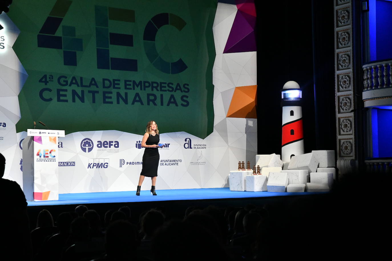 Y llegó la noche de las empresas centenarias alicantinas