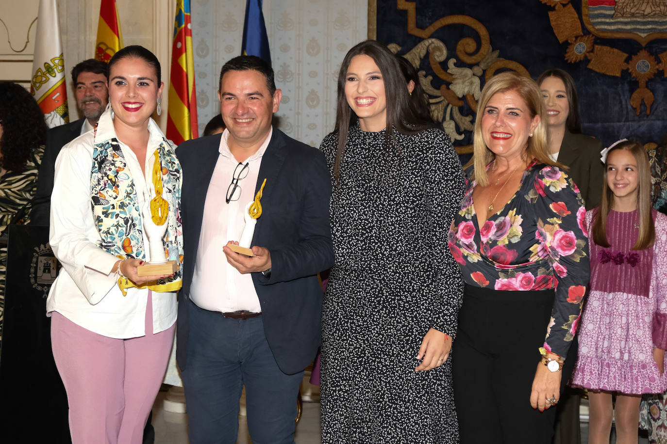 Entrega de premios a los artistas de las Hogueras de Alicante