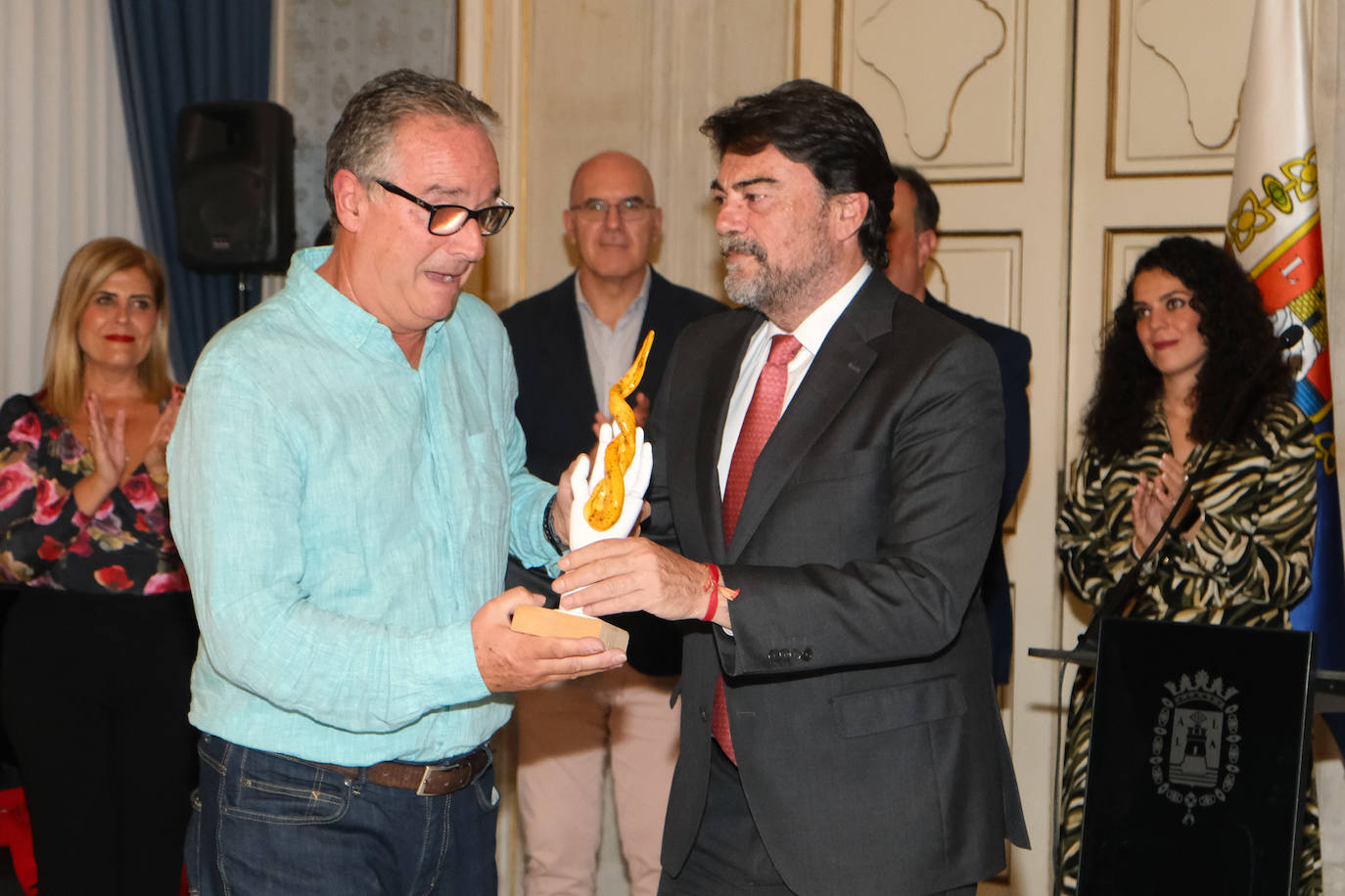 Entrega de premios a los artistas de las Hogueras de Alicante