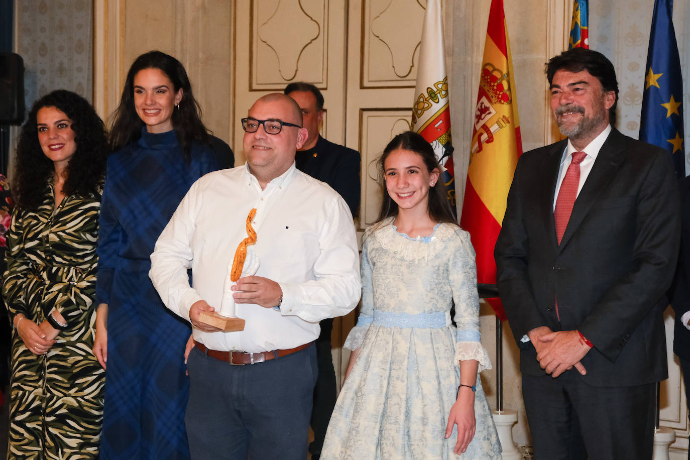 Entrega de premios a los artistas de las Hogueras de Alicante