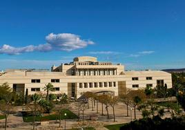Los pactos de la Moncloa y los Ertes llegan a las aulas de la Universidad de Alicante