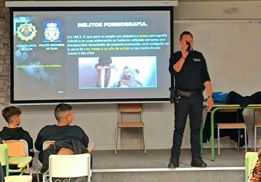 Charlas contra la violencia de género en los institutos de Elda