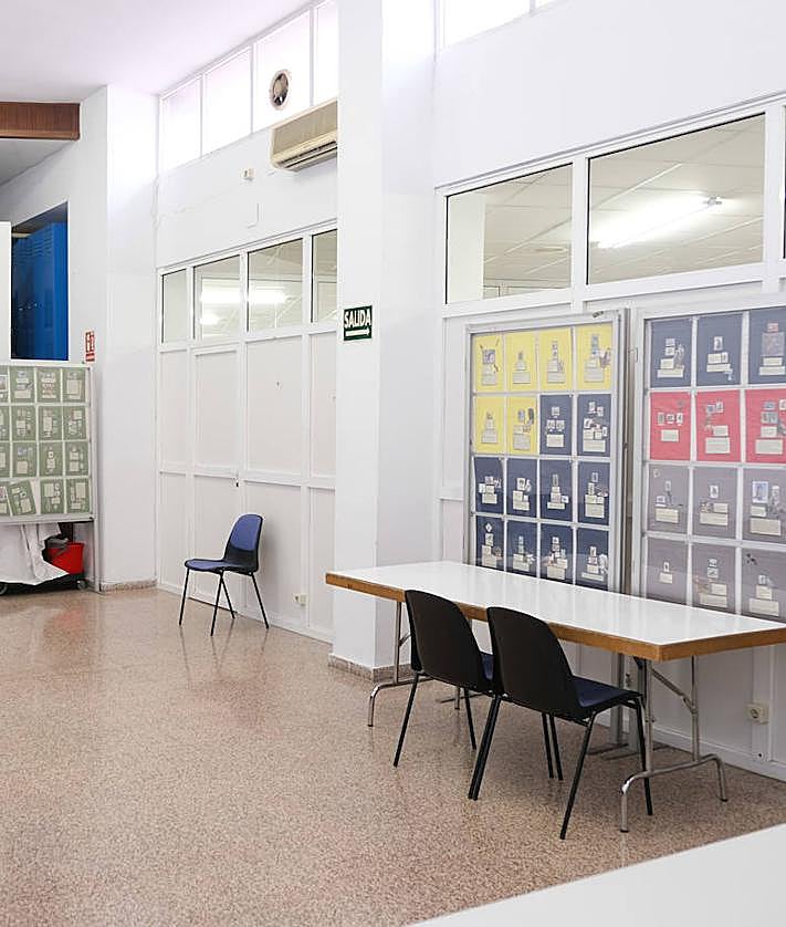 Imagen secundaria 2 - Algunos de los espacios del Centro de voluntariado y asociacionismo de Alicante. 