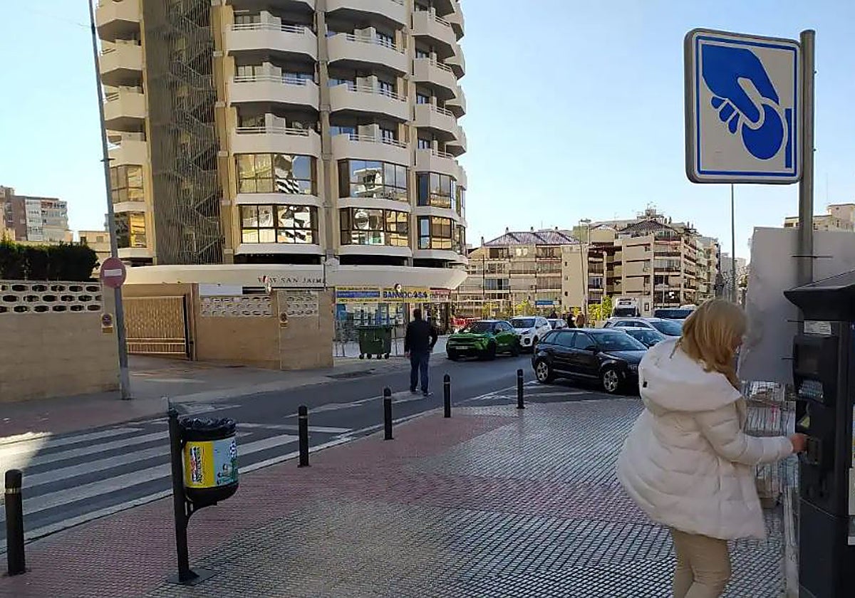 Benidorm quiere romper el contrato con la empresa de la zona azul