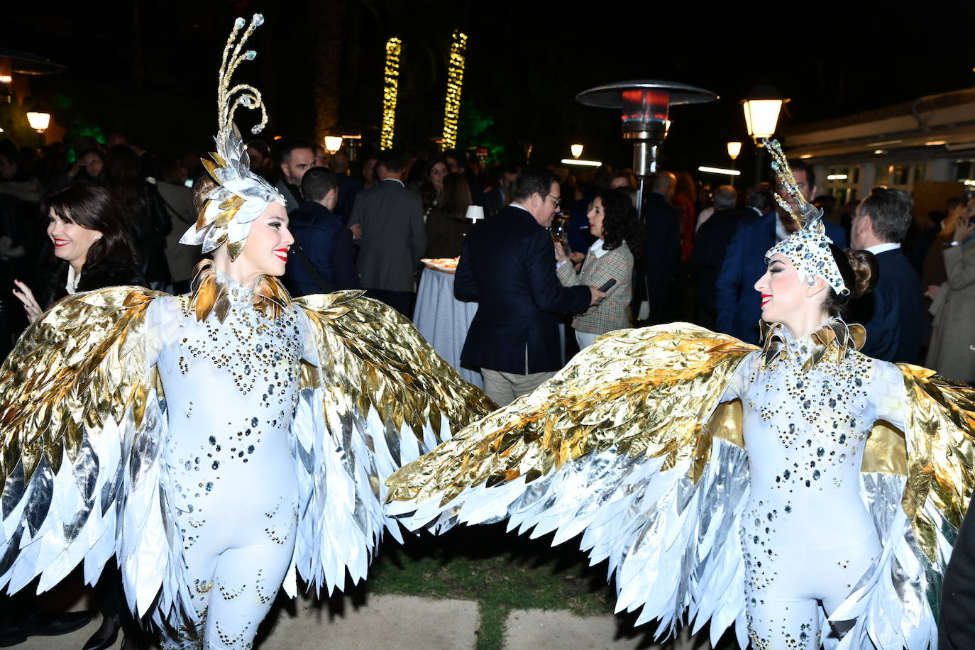 El cóctel solidario de Vectalia, en imágenes