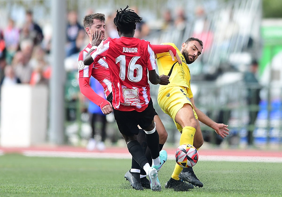 Gonzalo Verdú, durante un partido con el Cartagena