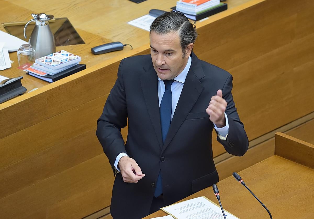 El diputado popular Nando Pastor durante una intervención.