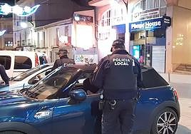 Control de la Policía Local en Elda.